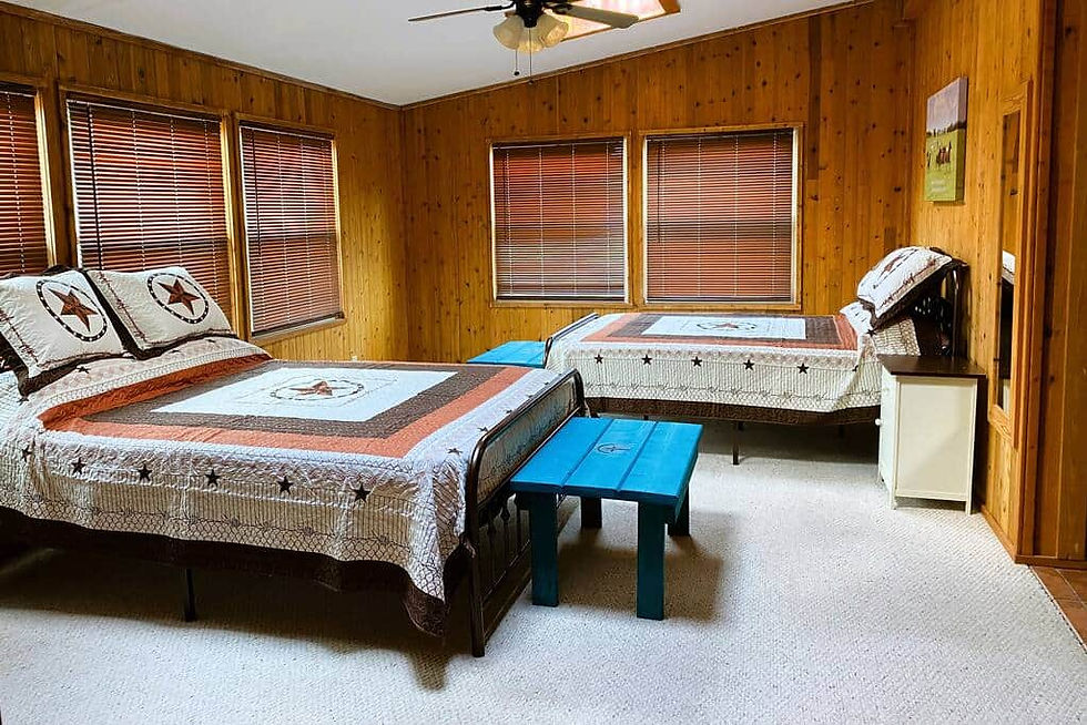 Pawhuska Bed & Bath Lodging Quarter Circle Cross Bunkhouse Bedroom 1