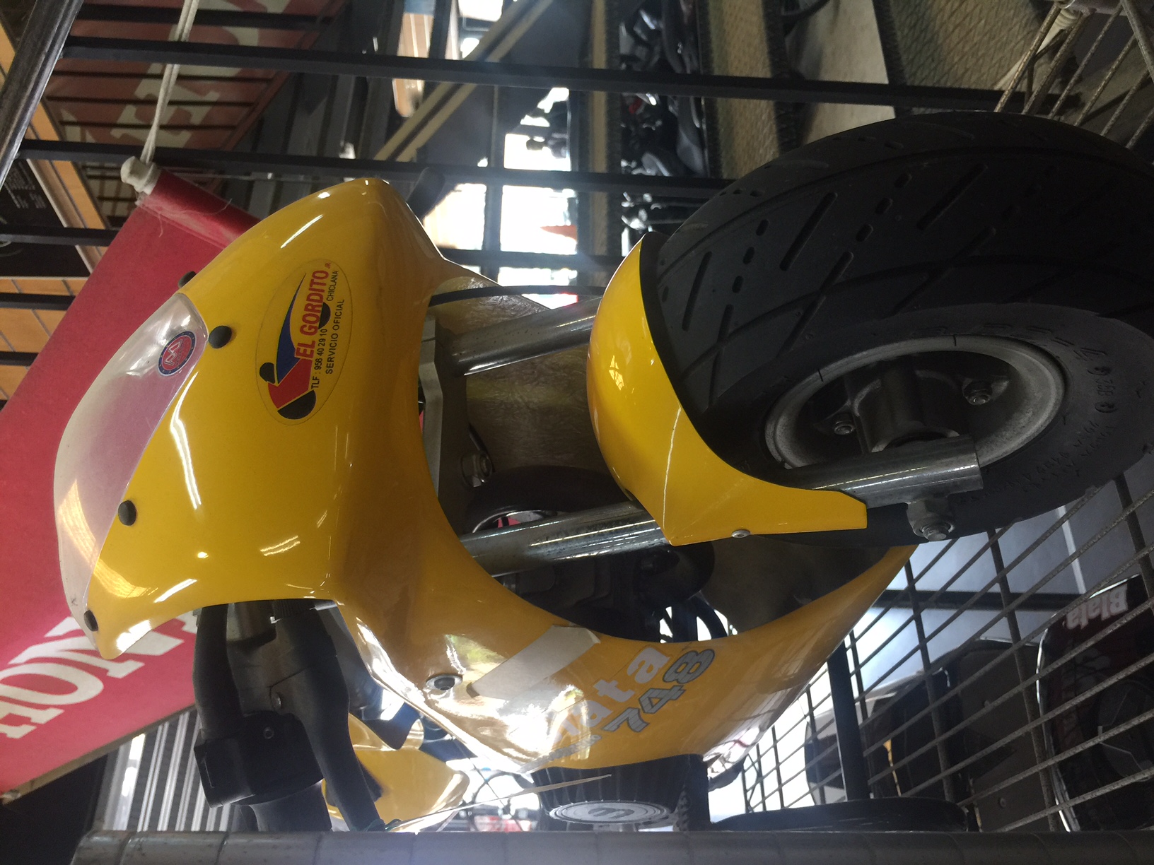 MINI MOTO DUCATI 748 450€