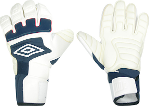 Nova Luva da Umbro na TKA