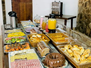 cafe da manha pousada paraty