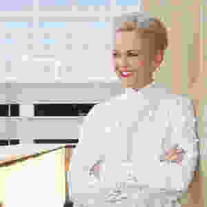 Vicki Suiter