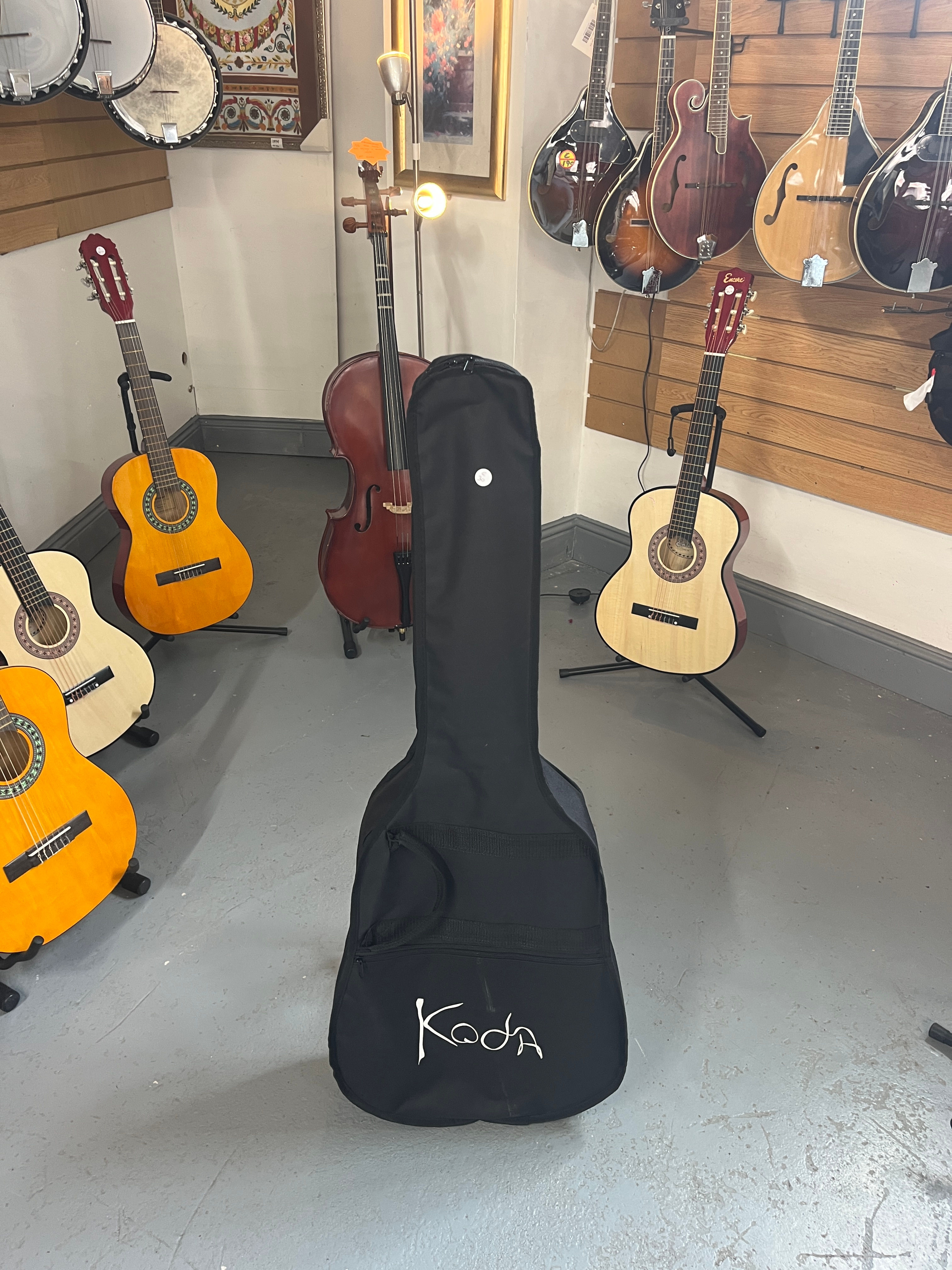 Koda Acoustic Guitar Gig Bag