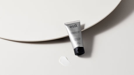 MOISTURISE WHILE YOU SANITISE WITH ESST