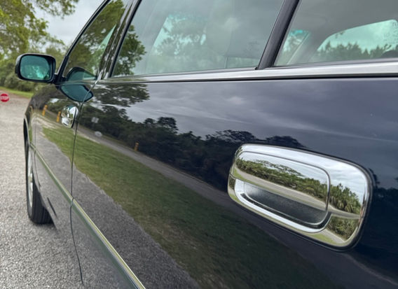 Side panel view of 2000 Toyota Crown Majesta C Type VIP style JDM luxury sedan