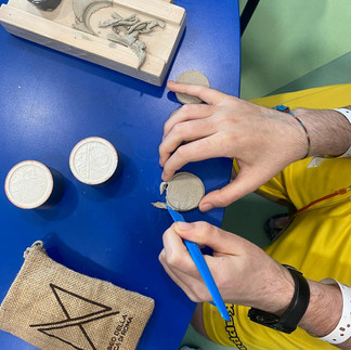 Dall'argilla alle monete, primi esperimenti di scultura delle monete