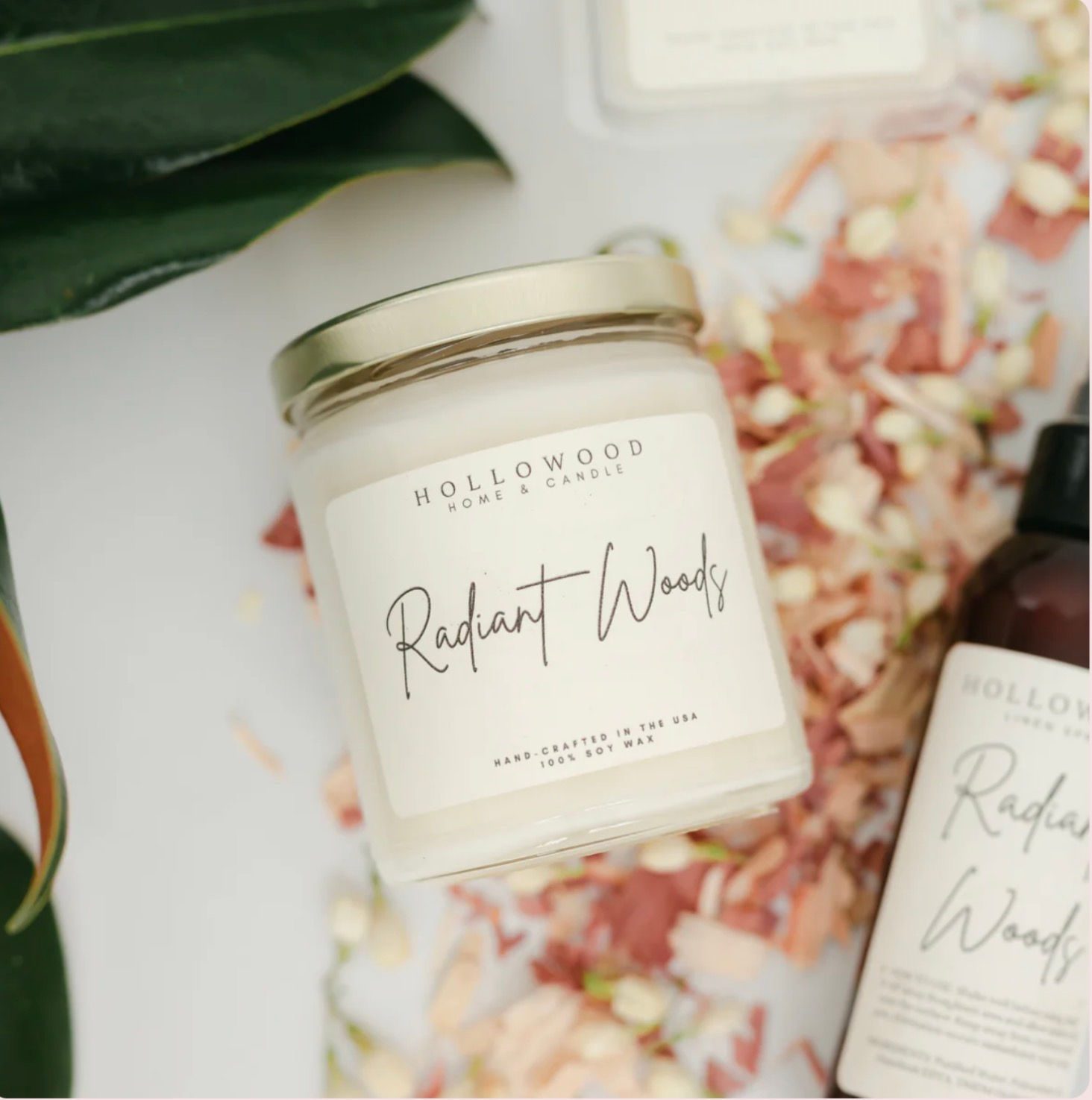 RADIANT WOODS CANDLE