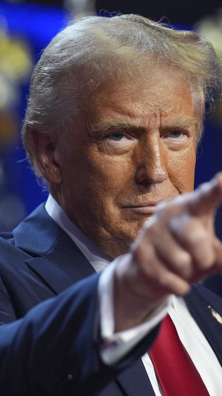 Donald Trump vuelve a la Casa Blanca, augurando una nueva era enfocada en el proteccionismo extremo. Con él, EE.UU. se movió hacia la derecha