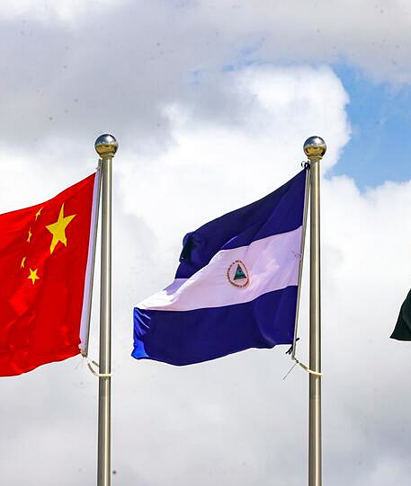 Propaganda, purgas y postergaciones: el control absoluto del orteguismo sobre educación, salud e infraestructura en Nicaragua