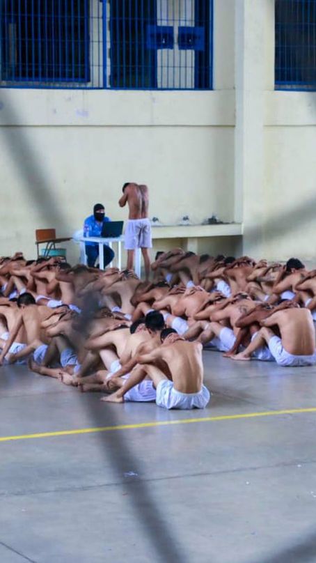 Congreso de El Salvador aprueba cárcel para medios que reproduzcan mensajes alusivos a pandillas