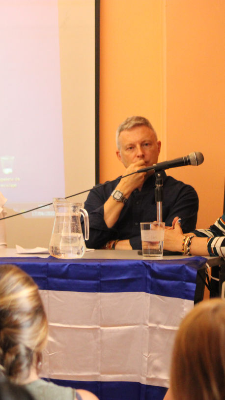 Madres de Abril gritan por sus hijos en Madrid