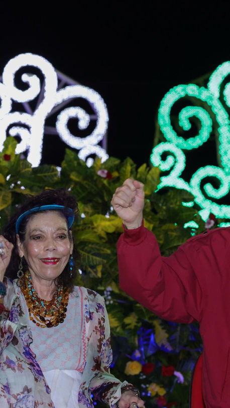 Daniel y Rosario escenifican en Managua su poderío militar y discursivo en una oda al control absoluto, la negación de la memoria y la "bomba" de Trump