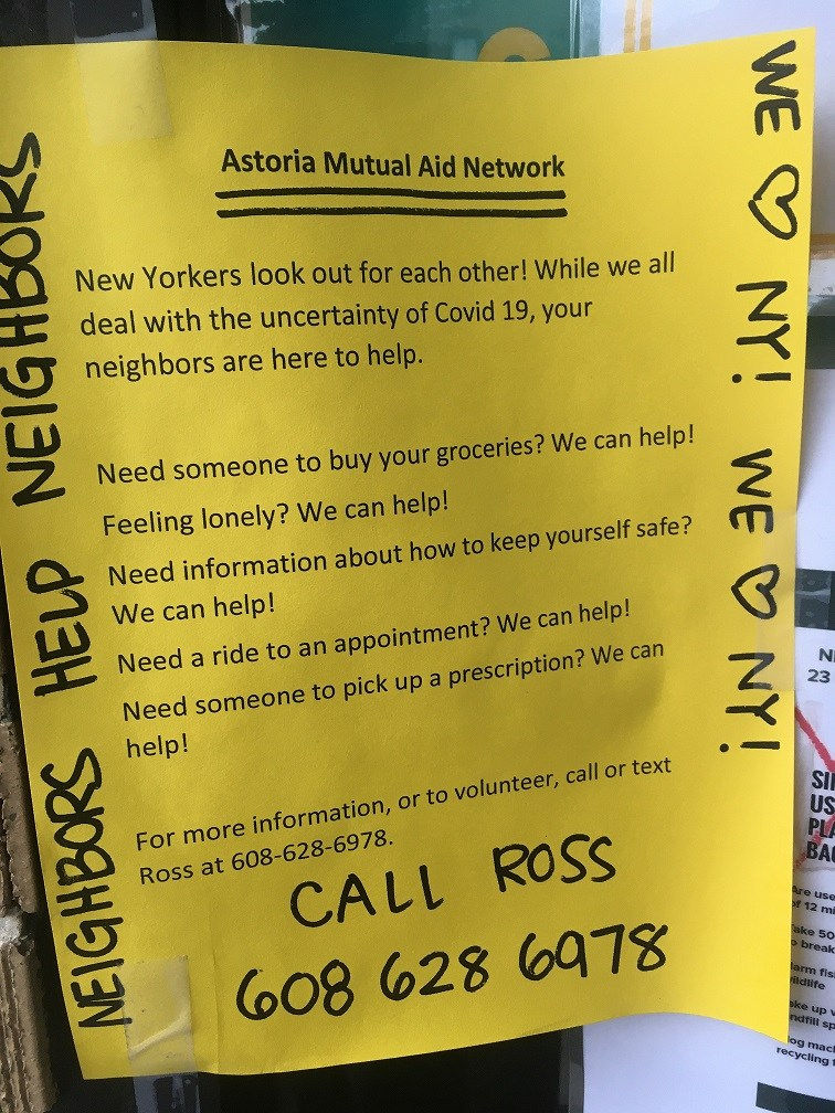 La ayuda entre vecinos en Astoria, Queens, Nueva York - Fotografía de No Ficción por Sergio Palencia