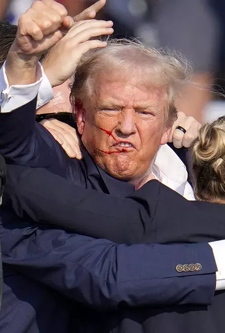 Ataque contra expresidente Donald Trump: presidente Joseph Biden anunció investigación independiente; FBI indaga sin pistas claras pero ya con varios detalles