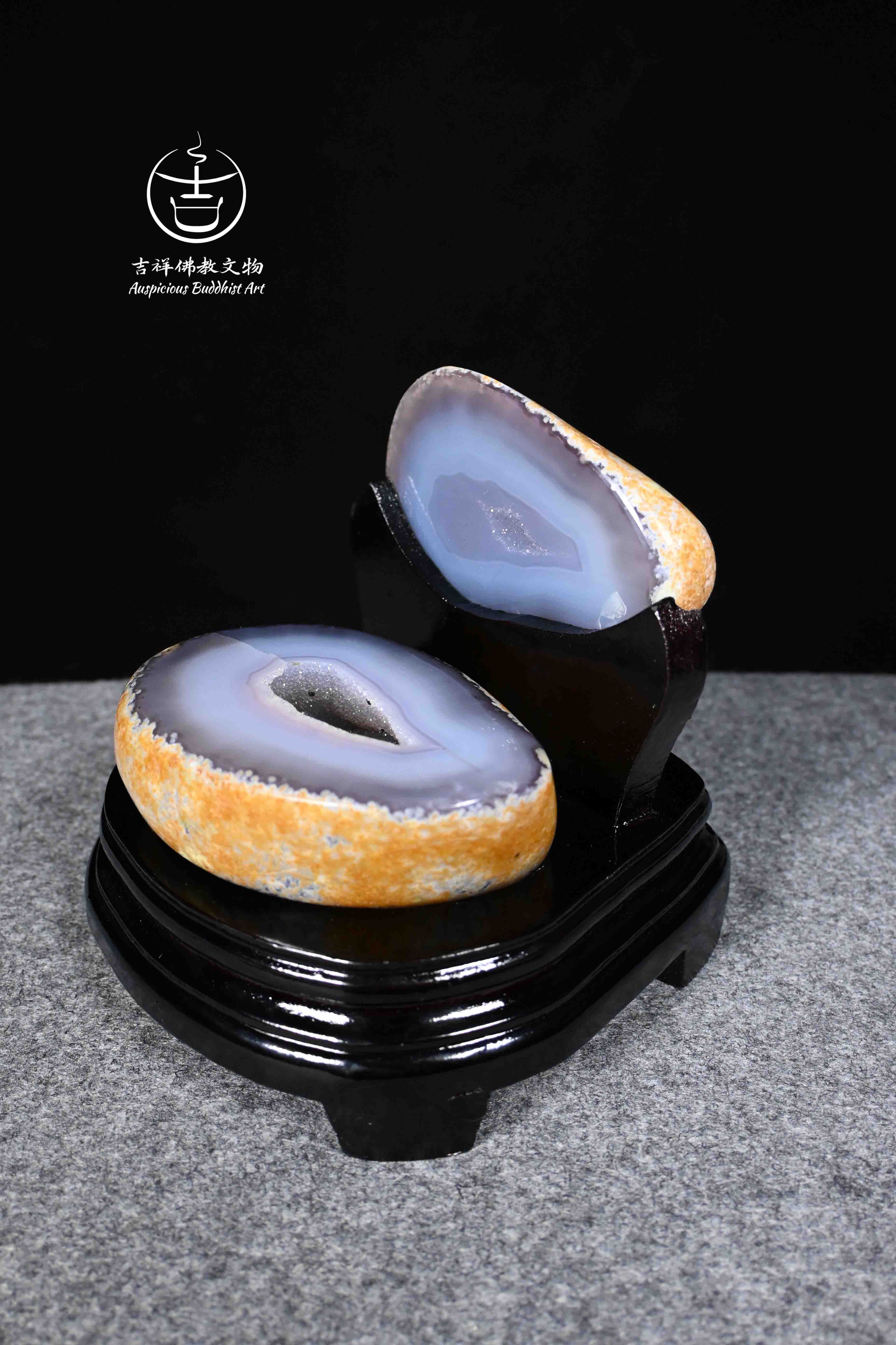 Agate Geodes inner power, transformation, luck, strength, dreamwork
