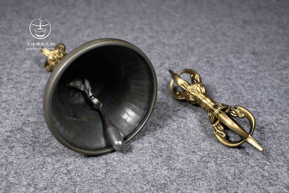 縮圖：Handmade Premium Dege Tibetan Bell and Vajra Ritual Item