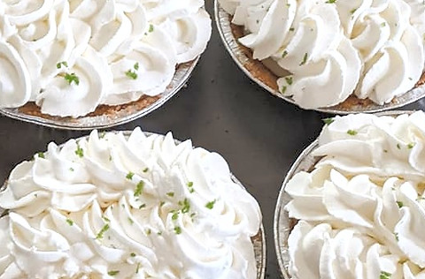 mini key lime pie_edited.jpg