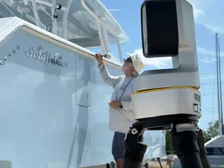 מסירה לתבנית דיגיטלית: כיצד חברת A1A Canvas משנה את תחום השבלונות הימיות באמצעות Leica iCS50
