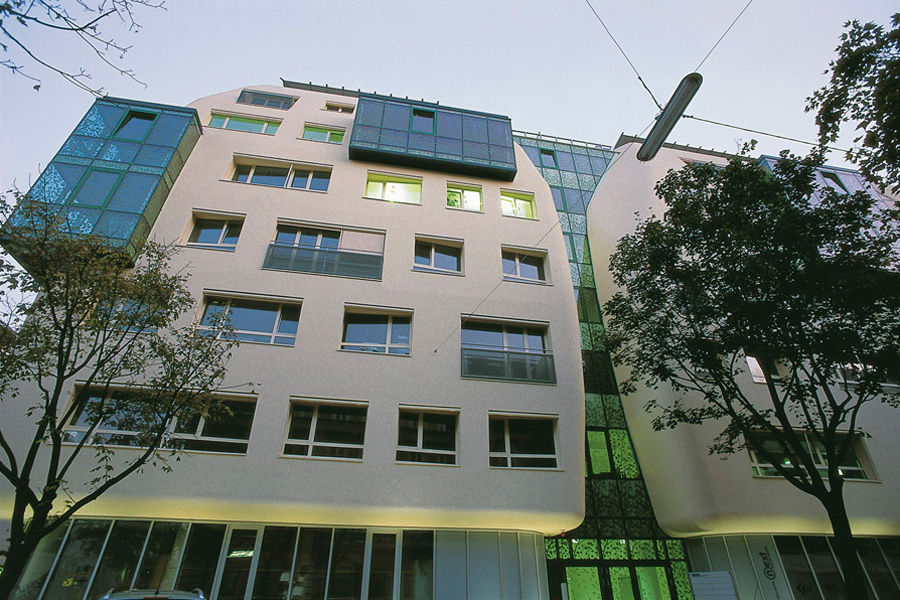 03-007_le-bureau