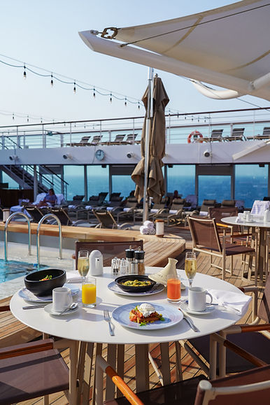 SBN_michutravel_38_OnBoard_Patio.jpg