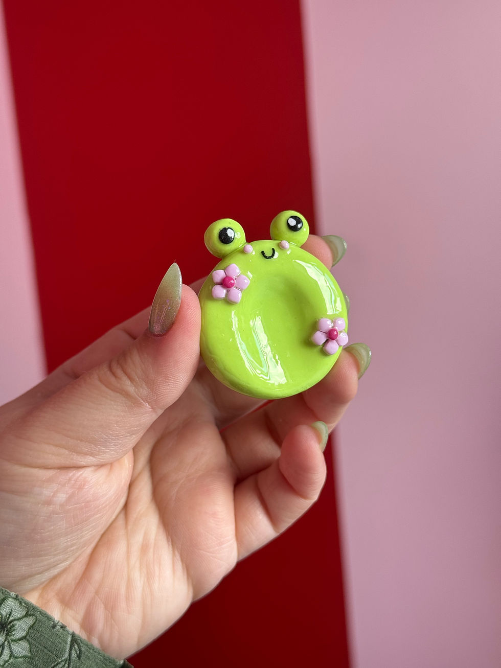Thumbnail: Floral Frog Worry Stone