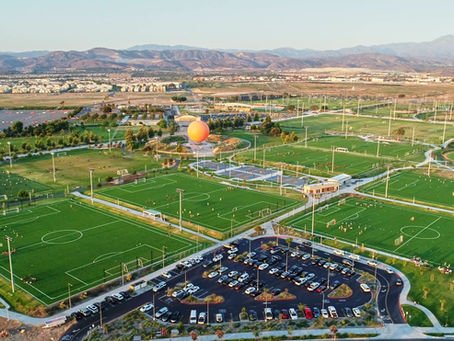 🎈From Hot Air Balloons to Farmers Markets: Orange County Great Park Is Basically California in One Place