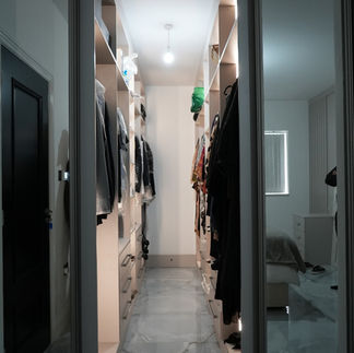 Walk in wardrobe
