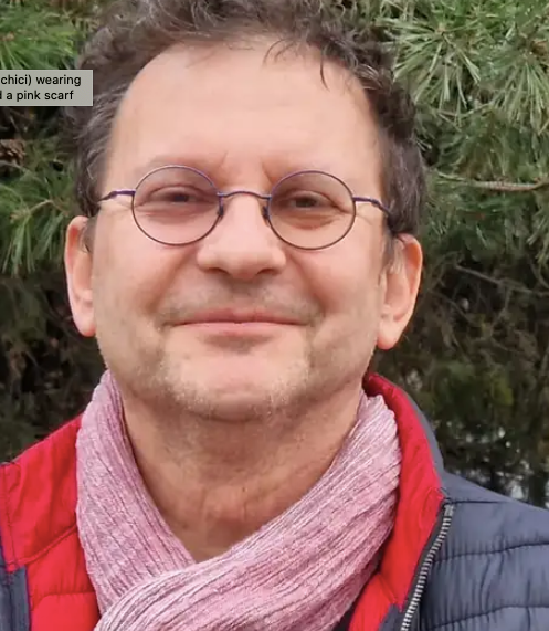 Poza scriitorului: Tiberiu Stoichici