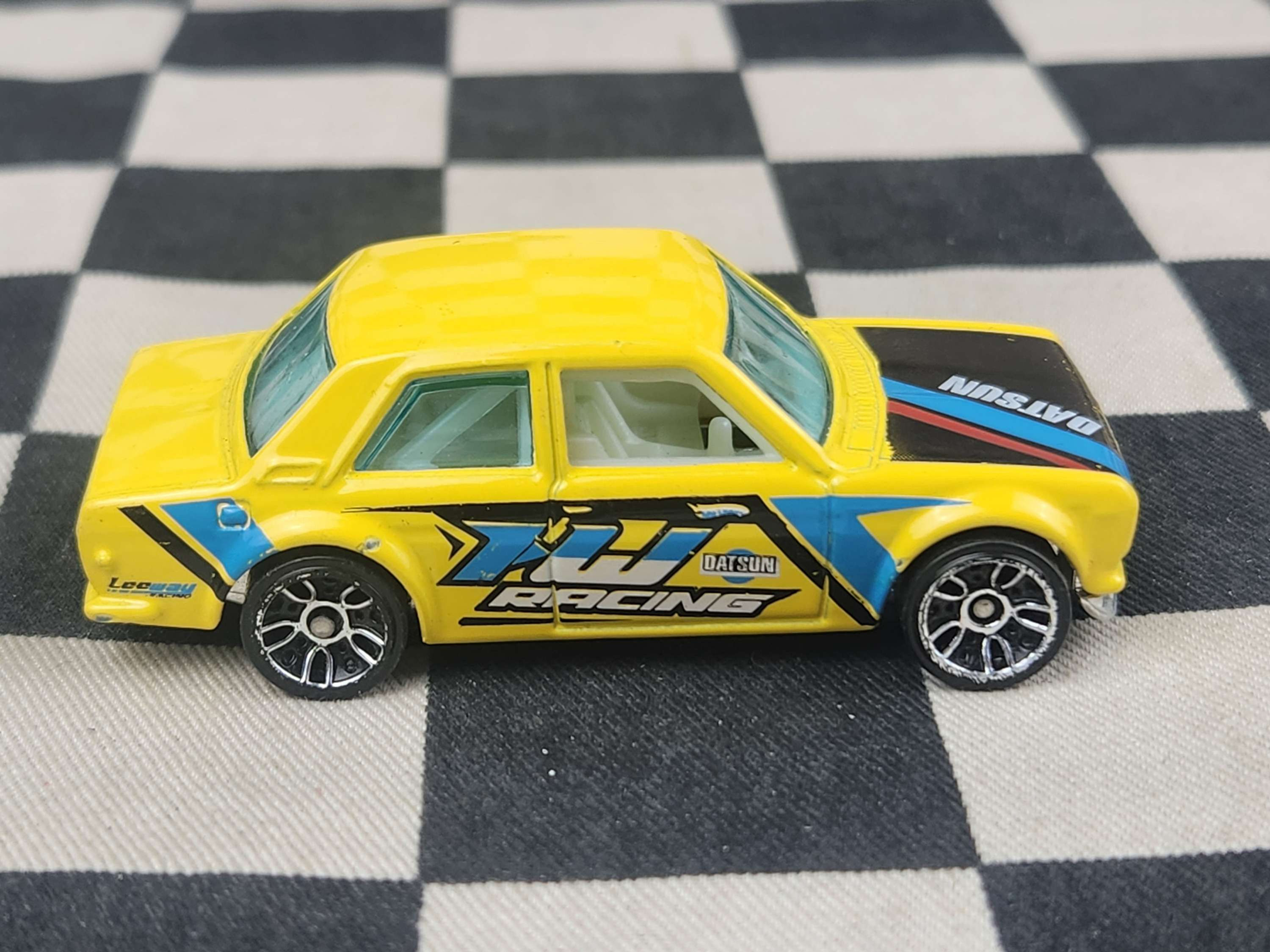 Loose Hot Wheels Datsun 510 Yellow