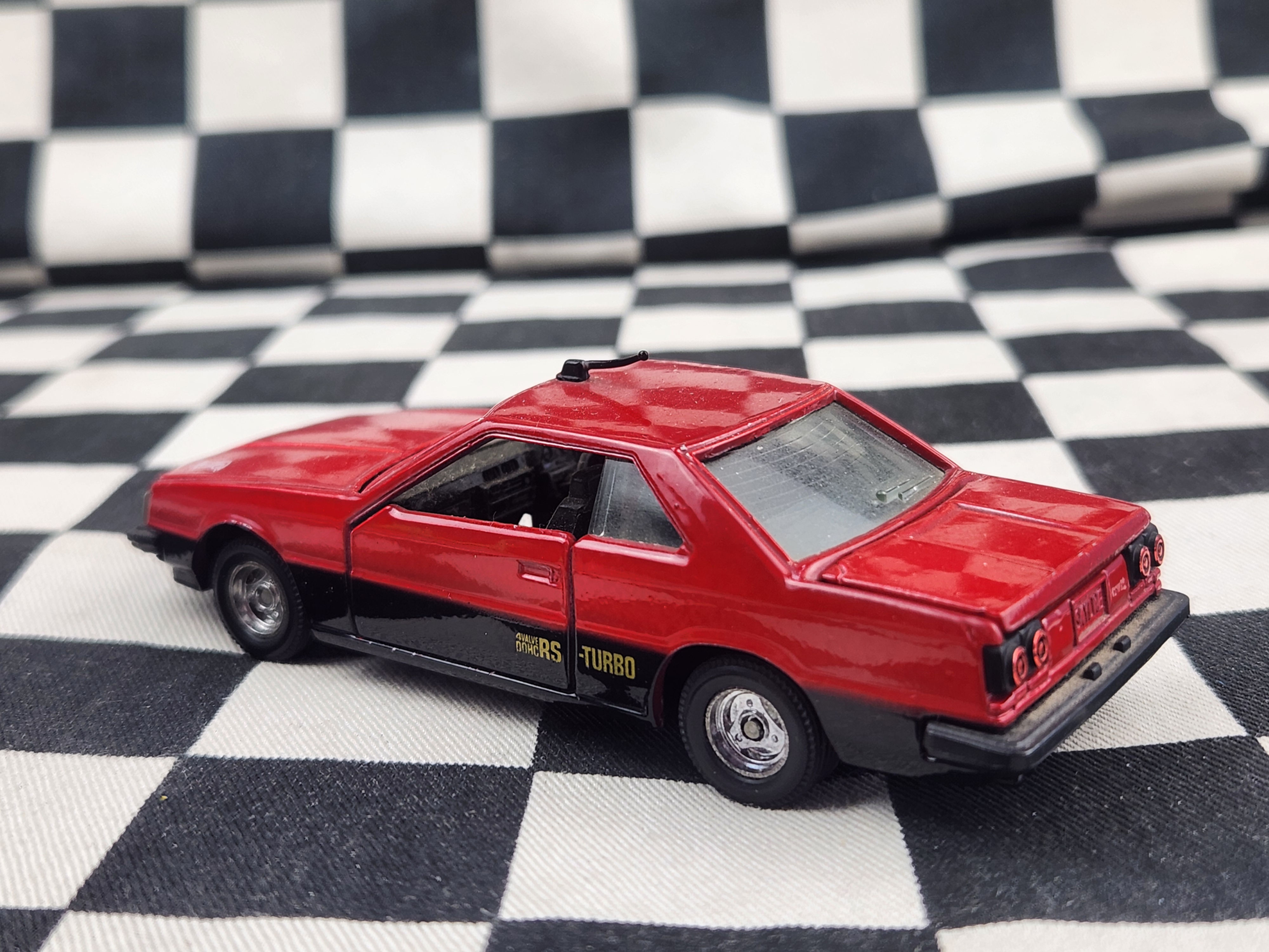 Loose 1:43 Tomica Dandy Nissan Skyline Turbo 2000RS