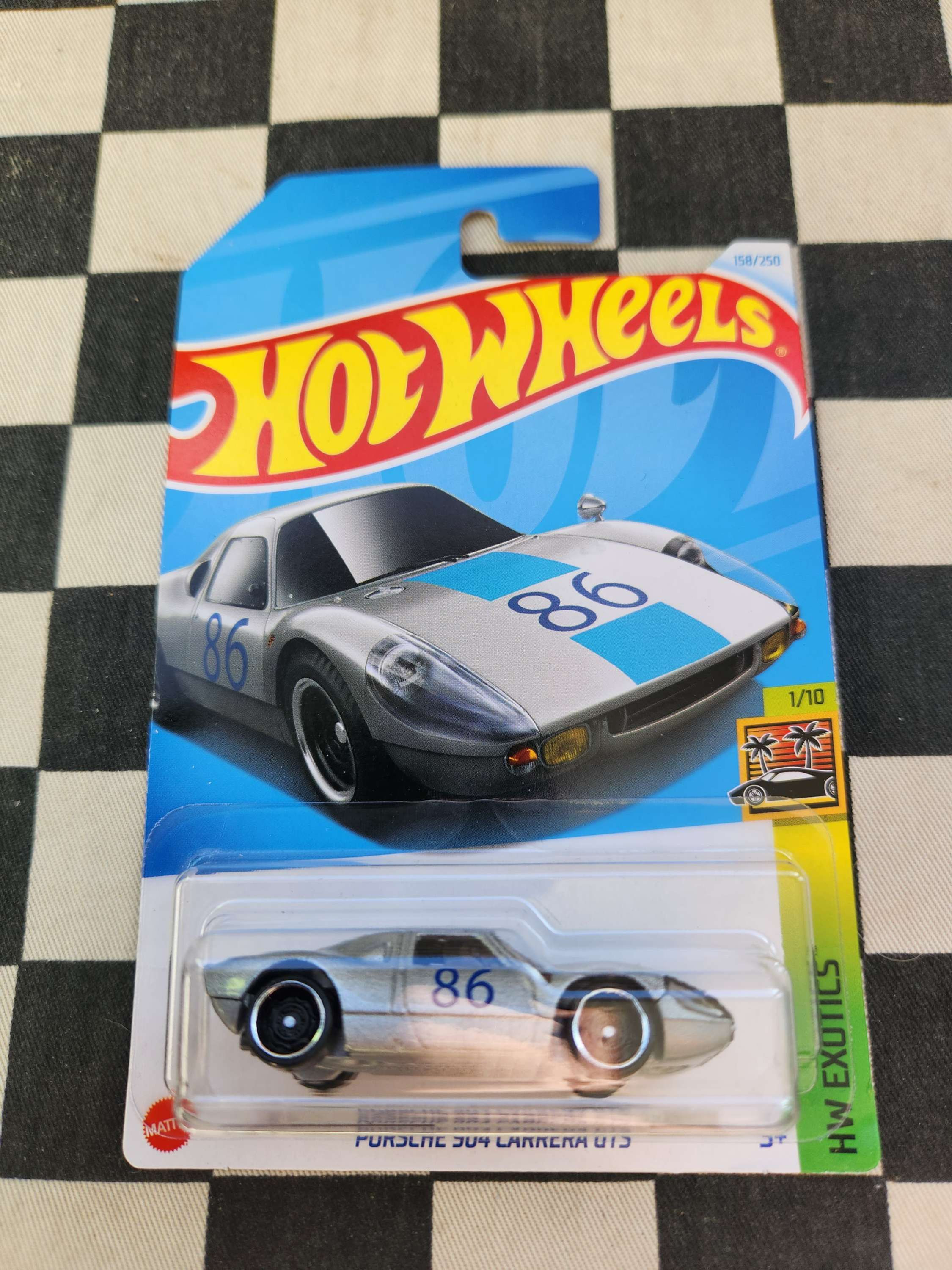 Hot Wheels 2024 Exotics Porsche 904 Carrera GTS Silver