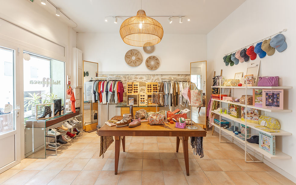 Crédit Mika.photograph2.jpg