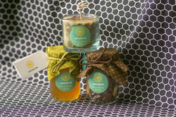 La Vuelta Honey (Strategy & Design)
