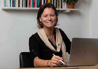Dr Katherine Hunt private consult