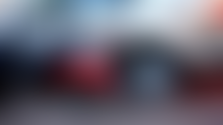 Colisão envolvendo dois carros e uma motocicleta deixa jovens feridos no centro de Brejões