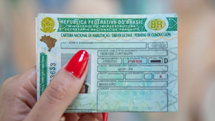 Exame toxicológico passa a ser exigido para primeira CNH nas categorias A e B