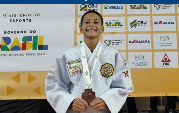 Atleta de Amargosa conquista medalha de bronze no Campeonato Brasileiro Região III