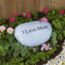 I love Mom engraved garden stone - I love you Mom - Mom's Day Gifts - Gifts for Mom