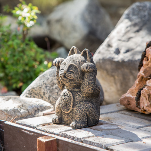 Serene Maneki-Neko Garden Guardian - Japanese Lucky Cat Statue