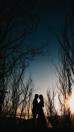 Modernes Paar-Fotoshooting, eine moderne Braut. Fotografin aus der Pfalz. Eine schöne Hochzeit in Rheinland Pfalz.