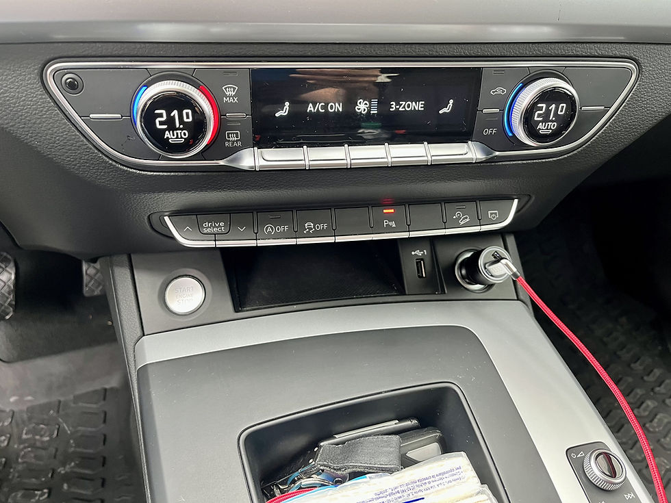 Miniatura: Audi Q5 Sportback 40Tdi Quattro S-tronic Mhev Business Advanced NAZIONALE