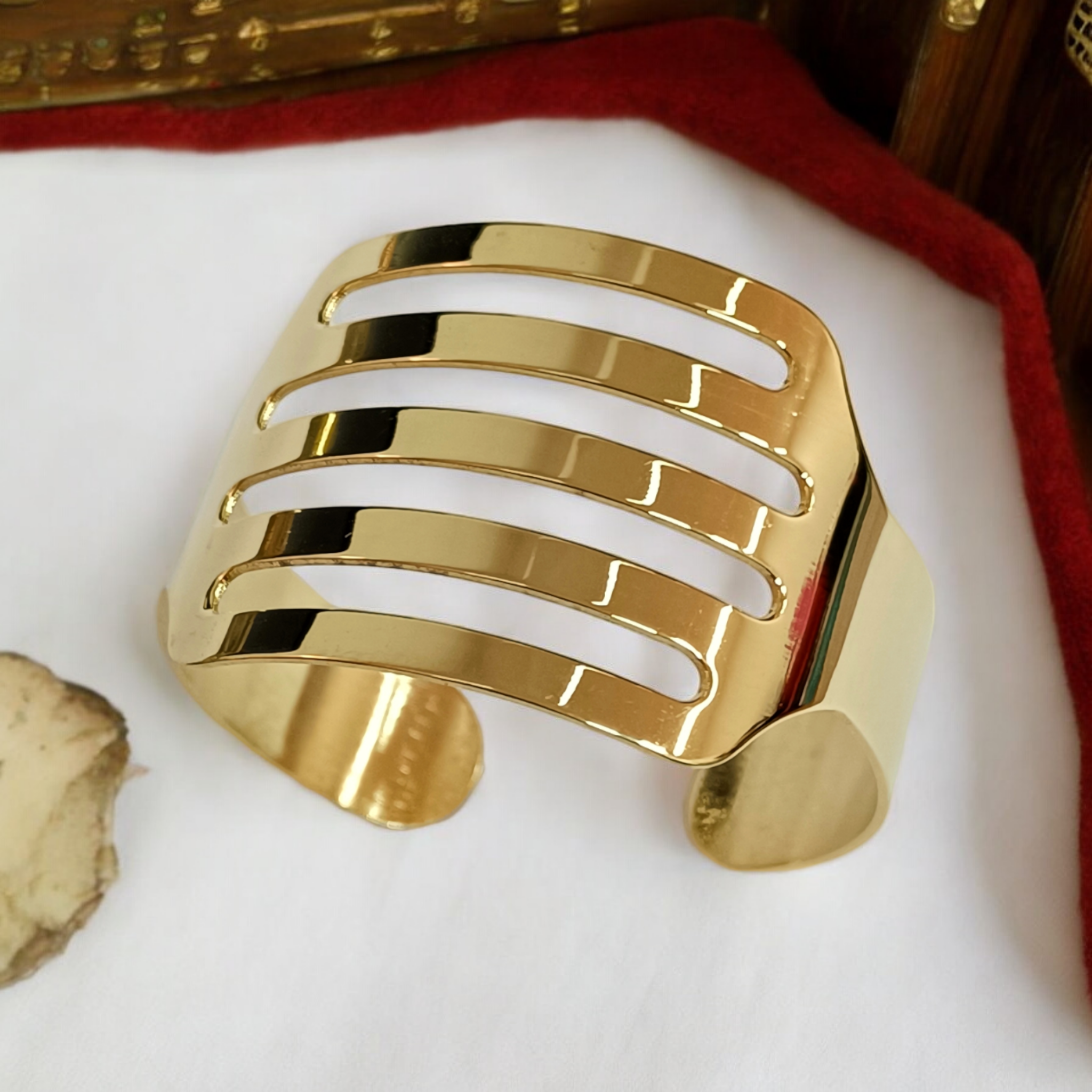 Brazalete Chapa de Oro Calado lineas  Mod. PL8495