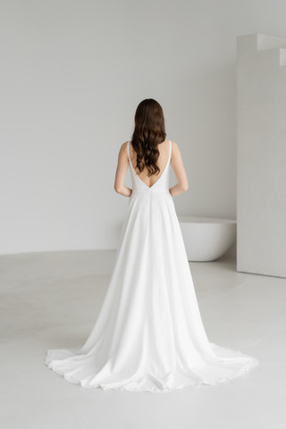 Brautkleid von Esther Hofmann bridal erhältlich bei Carolina Ryf bridal couture Zürich Kloten