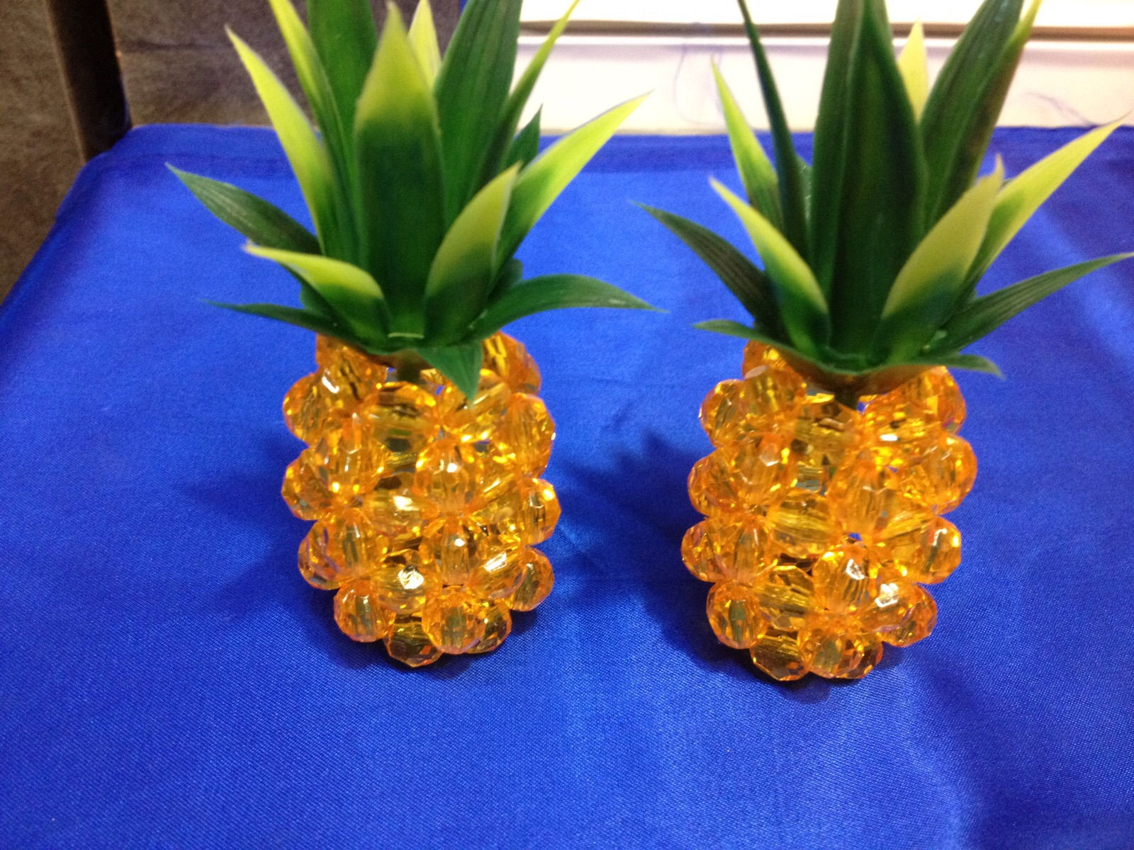 Pineapple Single Leaf