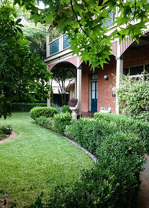 The Abbey Bed and Breakfast Accomodation Narromine NSW