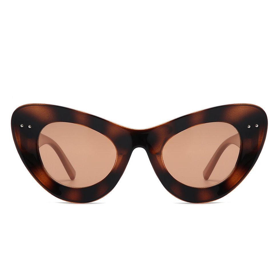 Thumbnail: Luminara - Retro Round Cat Eye Women Fashion Sunglasses