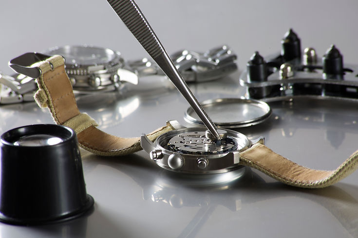 watch-repair-in-progress-with-close-up-view-2026-01-05-00-35-18-utc.jpg