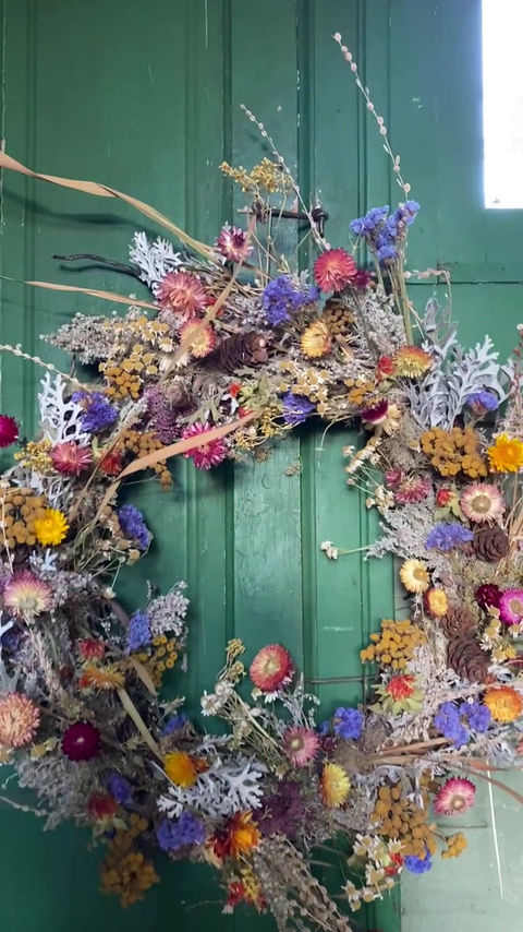 Thumbnail: Spring Everlasting Wreath