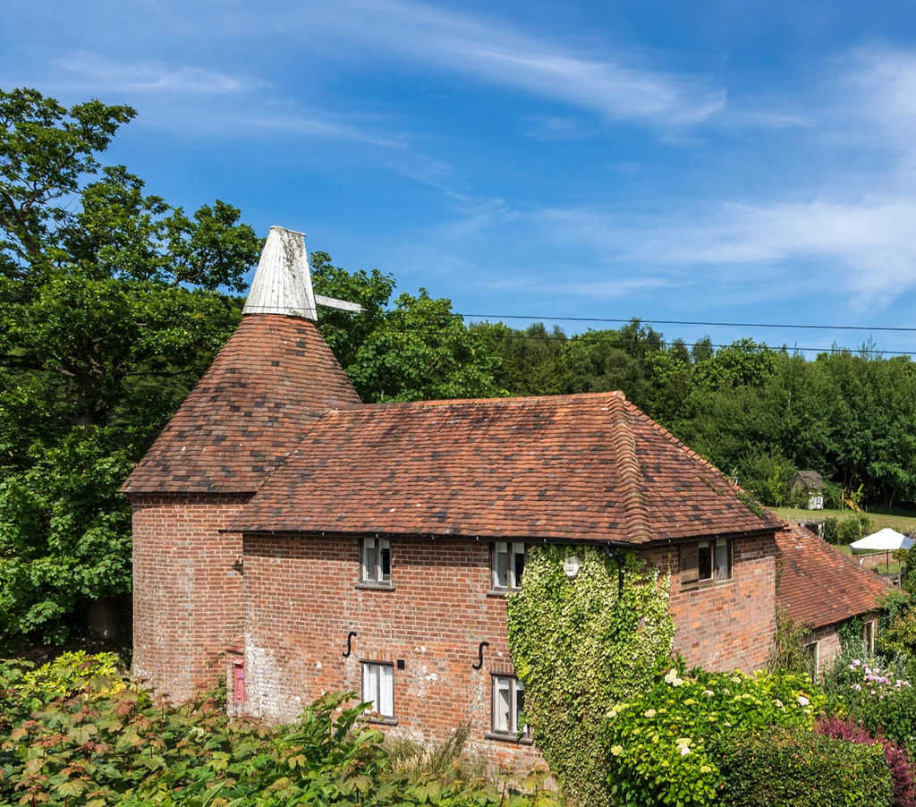 Retreat Venue Group Holiday Sussex Fair Oak Farm