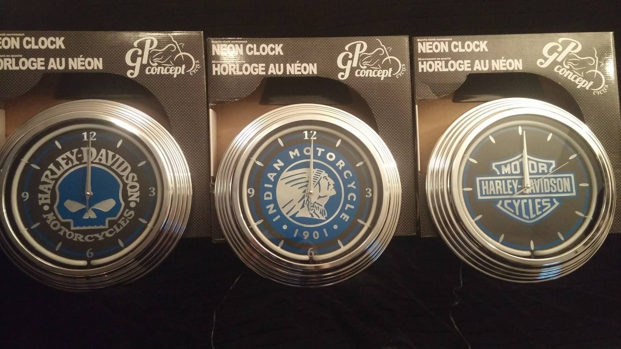 Horloge néon personnalisée