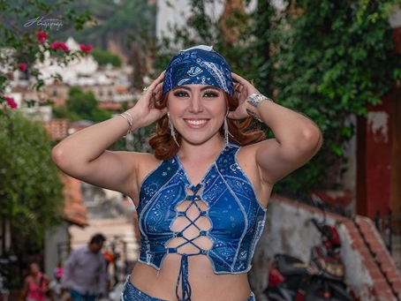 La cantante Sofia Arlette presenta "Soy Así", su nuevo tema donde incursiona los corridos tumbados.